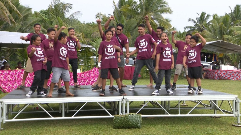 Makefu hosts show day