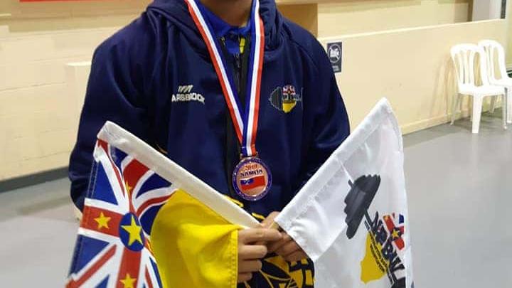 15 year old Kaia Davis wins  bronze for Niue in weightlifting