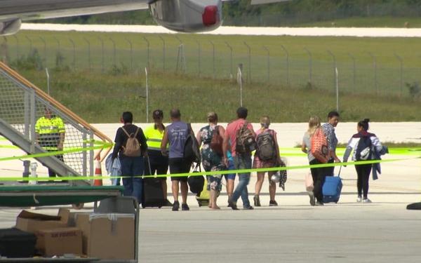 All flight passengers arriving in Niue are to self isolate