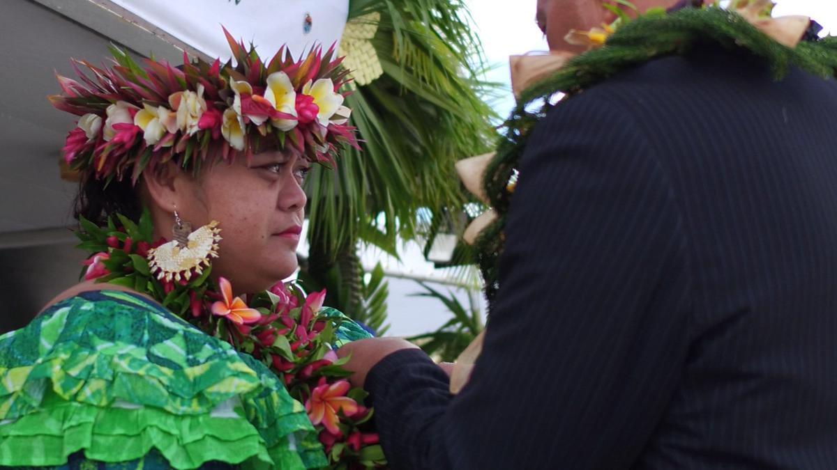 Weightlifter and 38-time medallist Narita Viliamu Tahega (NCSS) awarded the Niue Community Services Star.