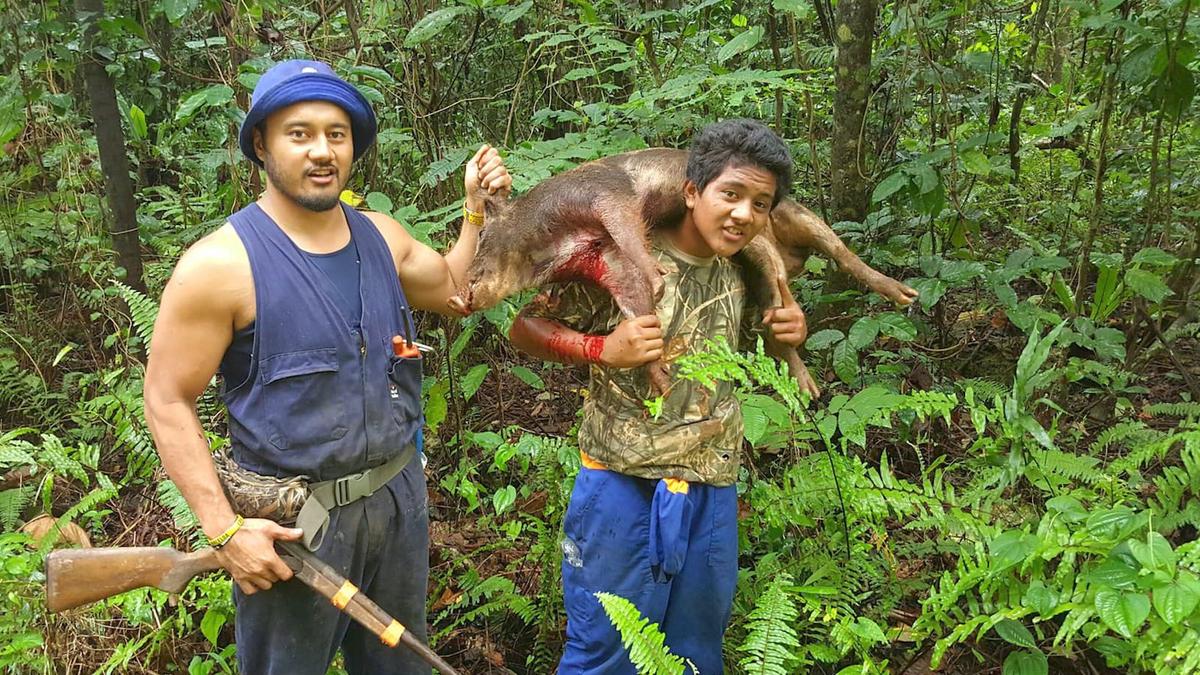 Huggard Togatule – receives the Pacific Invasive Species Battler of the Year Award