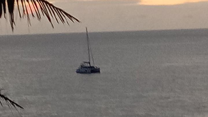 Rogue yacht arrive unannounced at Alofi Bay told to leave