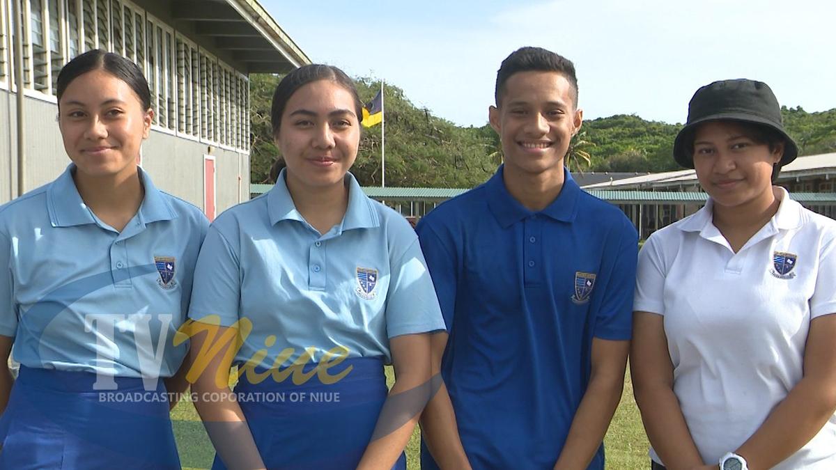 17 year old students challenge an “unfair NZ scholarship eligibility criteria”