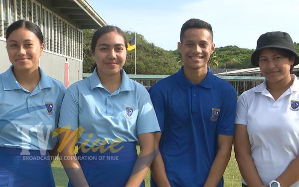 17 year old students challenge an “unfair NZ scholarship eligibility criteria”