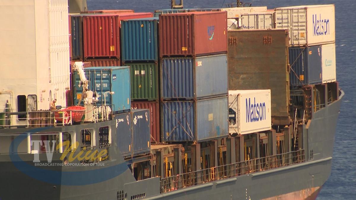More than 800 tonnes of cargo offloaded  but expect to not have Steinlarger this festive season
