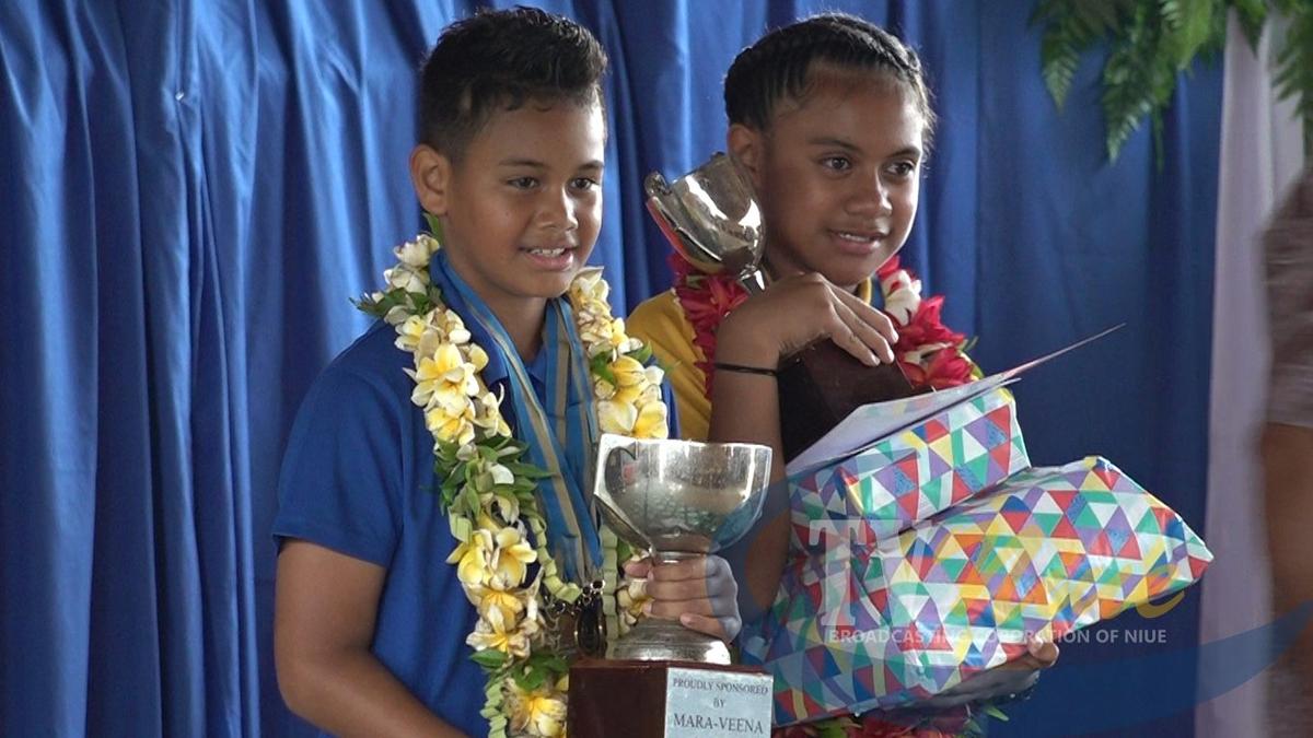 Troy Tatui wins the 2021 Niue Primary School Dux Award