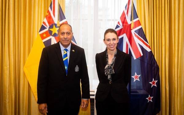 Premier Tagelagi meets with PM Jacinda Ardern and signs renewed partnership between Niue and New Zealand