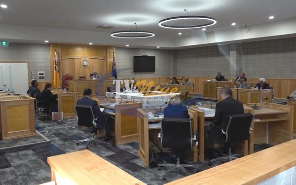 Constitution Amendment Bills pass first reading