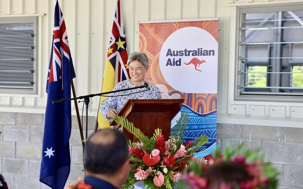 Senator Penny Wong short visit to the island announces $AUD2.4 million support for Niue’s Water and Sanitation Project
