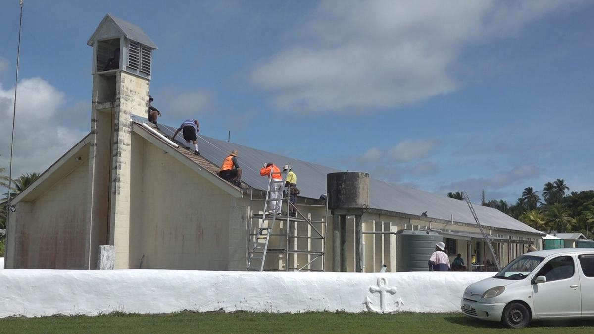 <strong>Liku Church and Community Hall Re-roofing Project underway</strong>