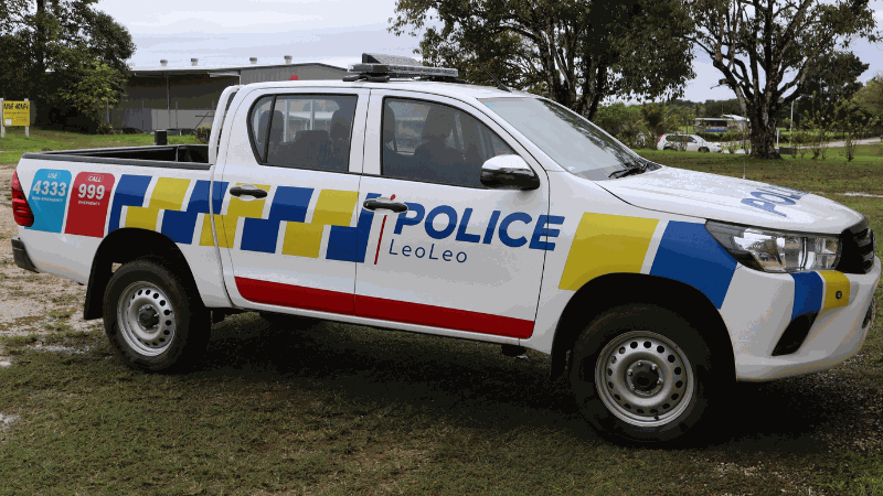 Australia gifts new vehicle to Niue Police