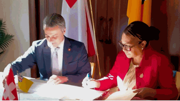 Niue establishes diplomatic relations with Switzerland
