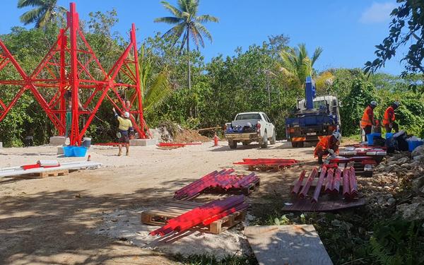 Telecom Niue replaces 45 Meter Tower at Hikutavake
