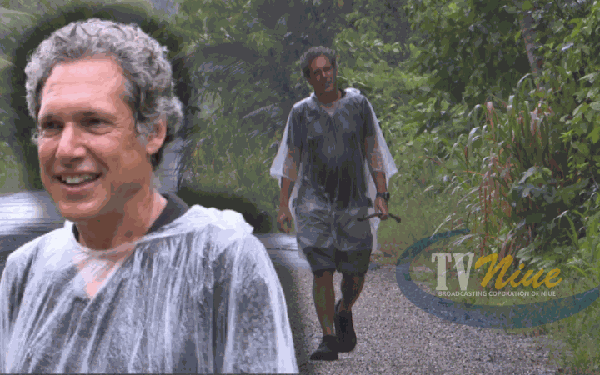 American visitor walks the whole of Niue