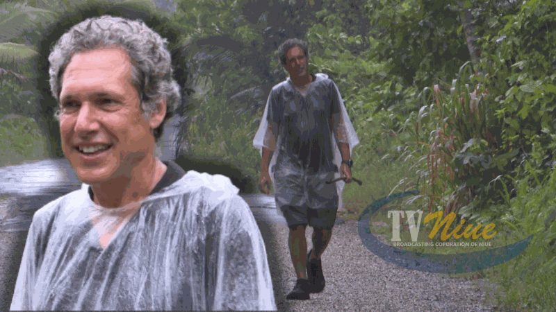 American visitor walks the whole of Niue