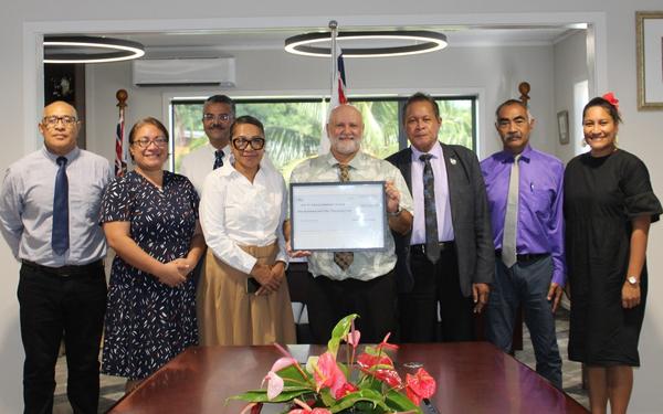 Telecom Niue Pays First Dividend to Government