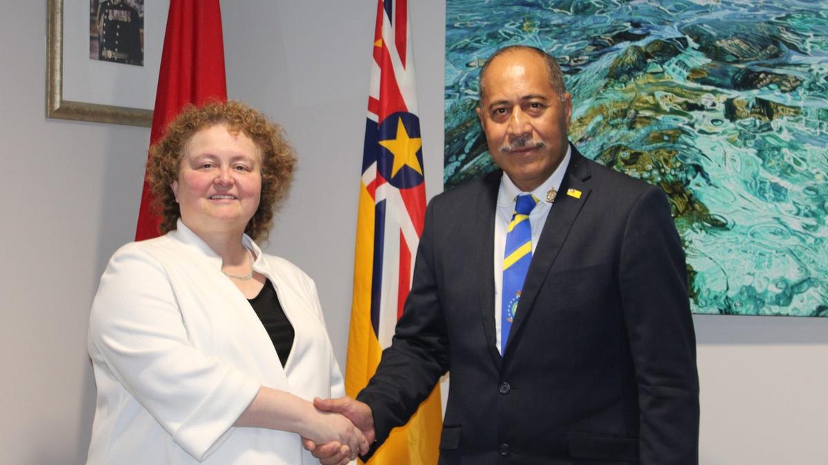 Canada’s non-resident High Commissioner presents credentials