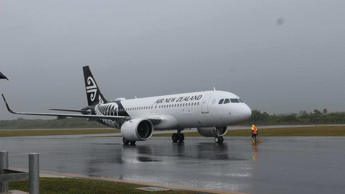 Cancelled Air NZ flight will arrive Sunday night