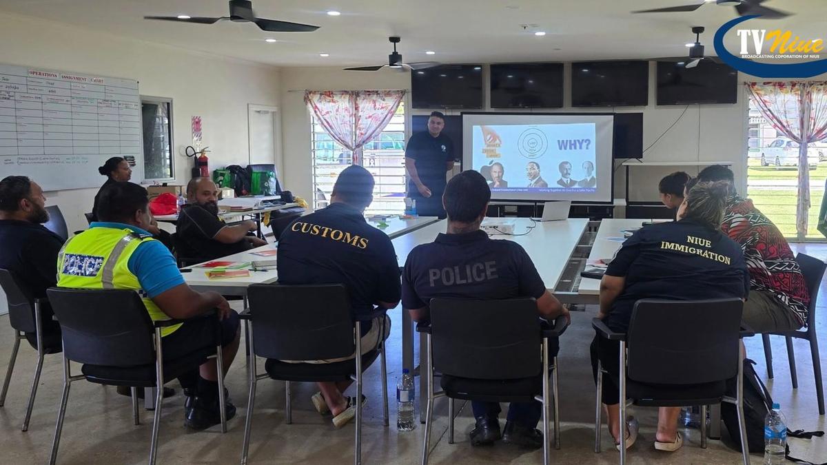NZ Transnational Crime Unit conduct workshop in Niue
